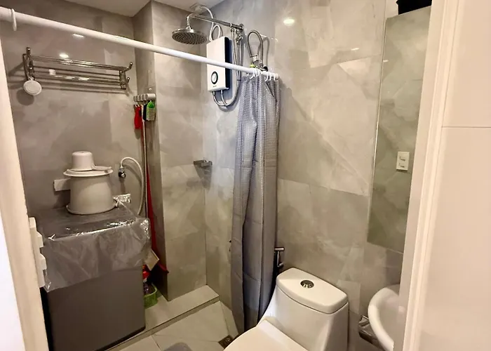 Vibes By Robertos Apartahotel 4*